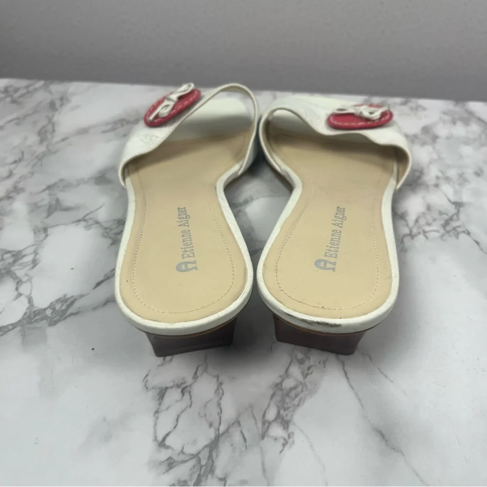 Y2k Etienne Aigner E-SAGAN White, Pink Button Stacked Wood Heel Sandals Size 7 - Picture 3 of 7